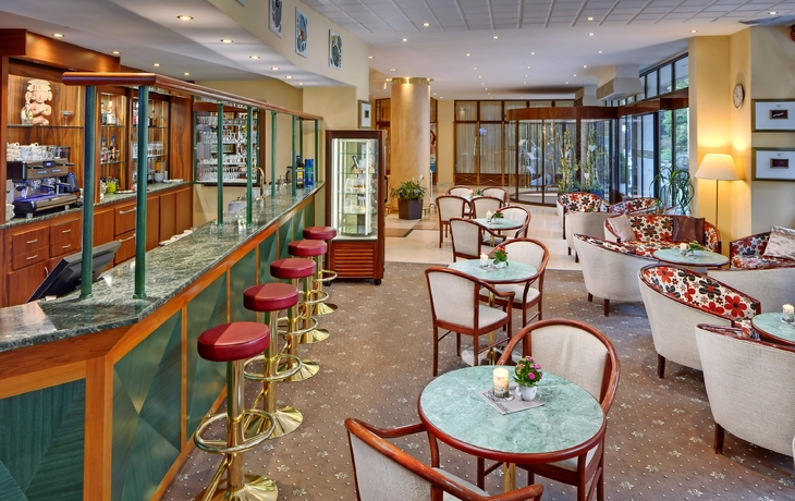 Lobby-Bar