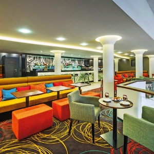 Mandarin Bar